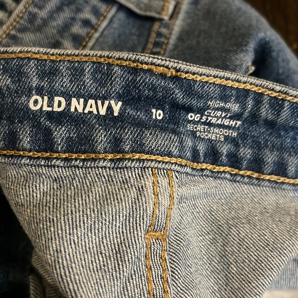 Old Navy Curvy Straight - Picture 2 of 4